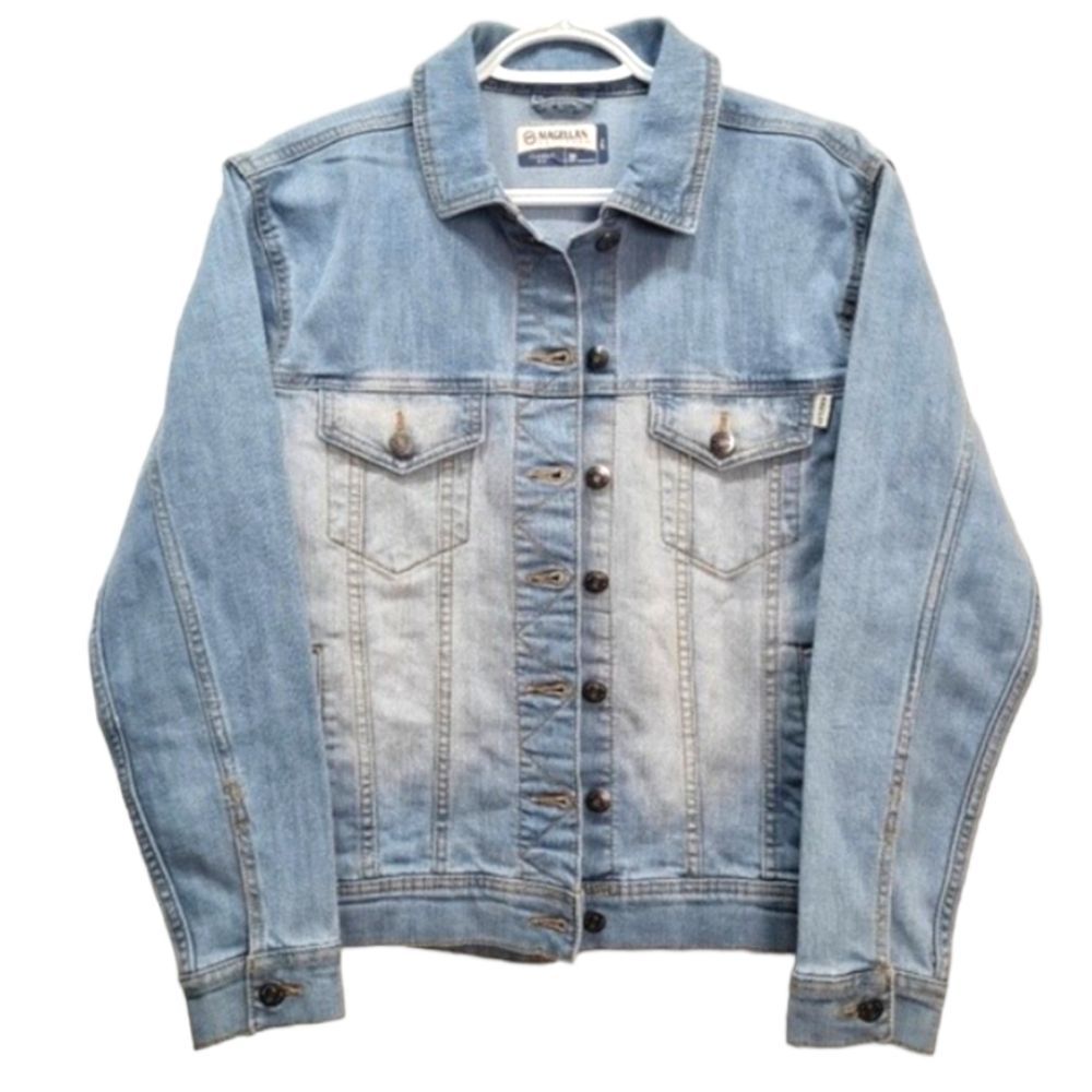 Magellan Outdoors Academy Campfire Denim Jacket Classic Fit Light Wash Womens XS